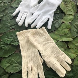2 pair vintage Childrens gloves. White,cream.